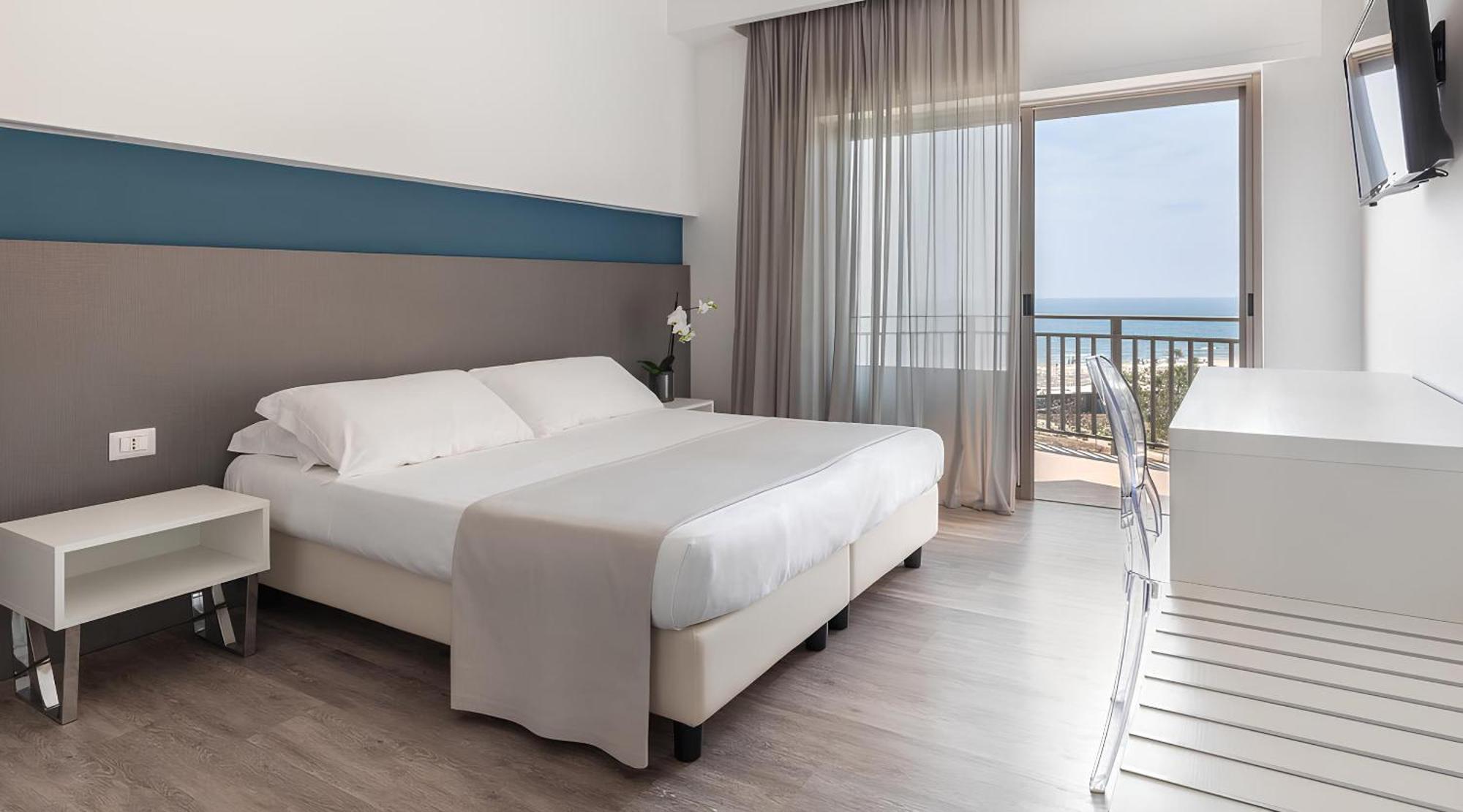 Hotel Serapo Gaeta Bagian luar foto