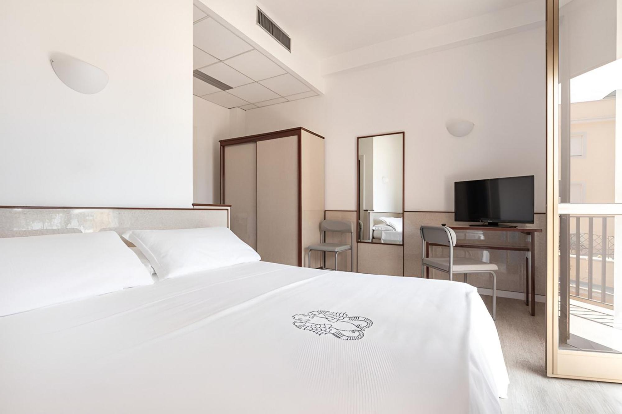 Hotel Serapo Gaeta Bagian luar foto