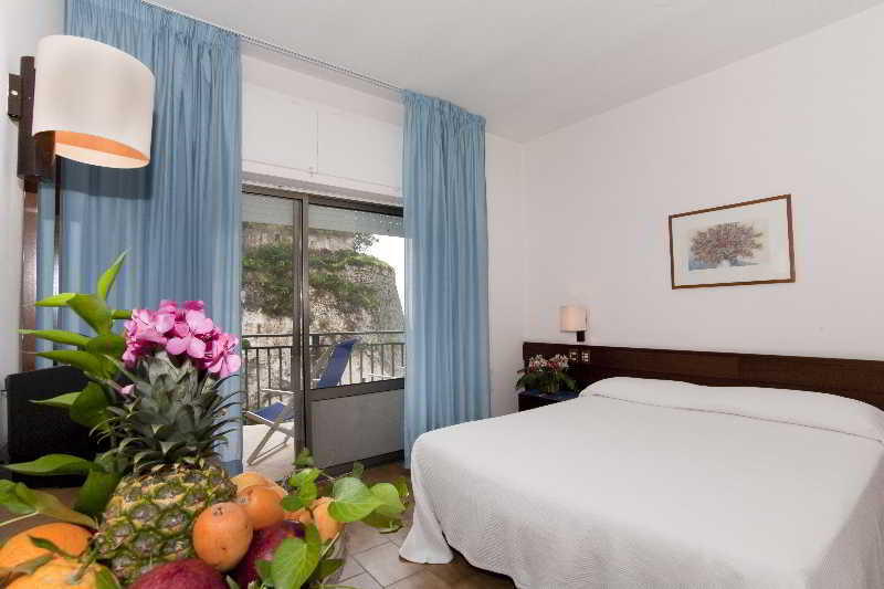 Hotel Serapo Gaeta Bagian luar foto